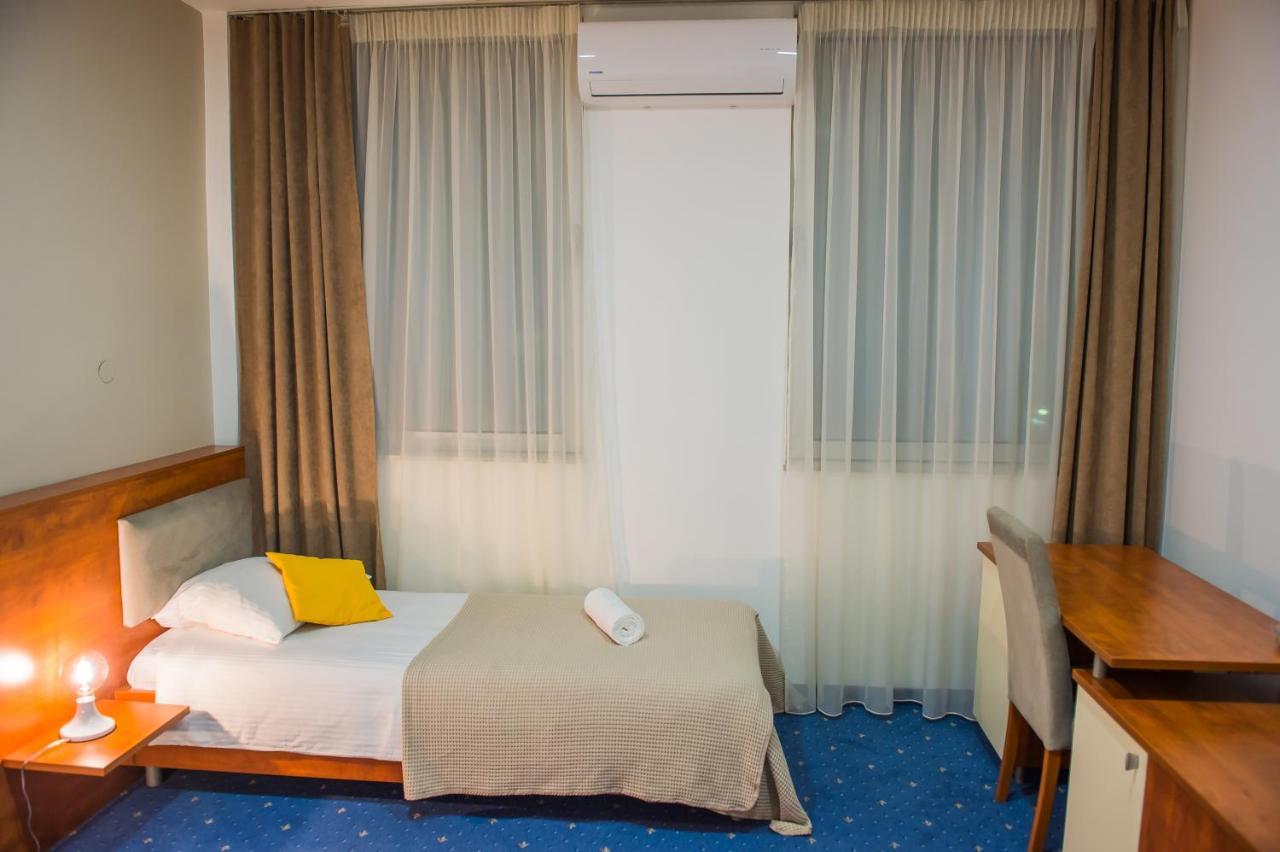 Hotel City Prnjavor ภายนอก รูปภาพ